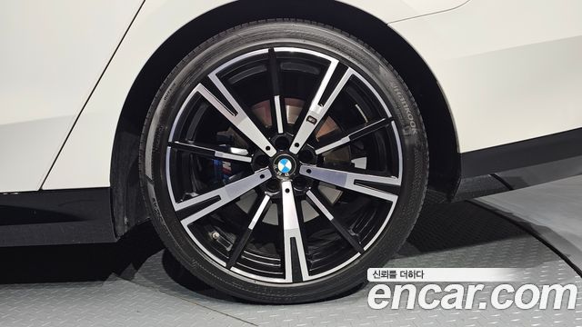 BMW 5 Series (G60) 530i xDrive M Sport 2024 — фото 21