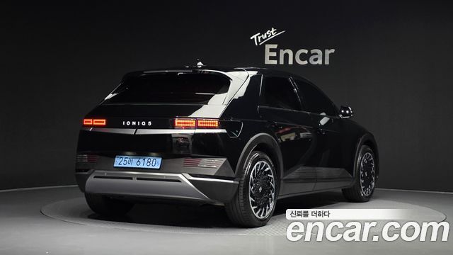 Hyundai Ioniq 5 Long range Exclusive 2023 — фото 2