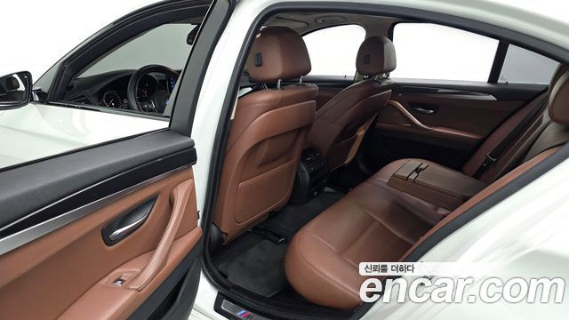 BMW 5 Series (F10) 520d M Aero Dynamic 2016 — фото 15