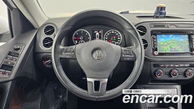 Volkswagen Tiguan 2.0 TDI Comfort 5N 2016 — фото 13
