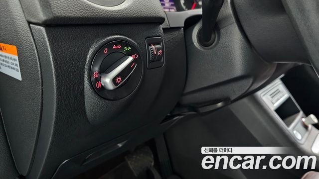 Volkswagen Tiguan 2.0 TDI Comfort 5N 2016 — фото 18