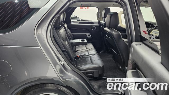 Land Rover Discovery 5 2.0 SD4 SE 2018 — фото 11