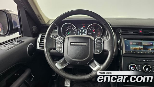 Land Rover Discovery 5 2.0 SD4 SE 2018 — фото 12