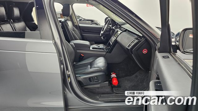 Land Rover Discovery 5 2.0 SD4 SE 2018 — фото 26