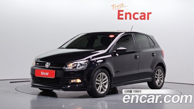 Volkswagen Polo 1.4 TDI R-Line 5th 2016 — фото 1