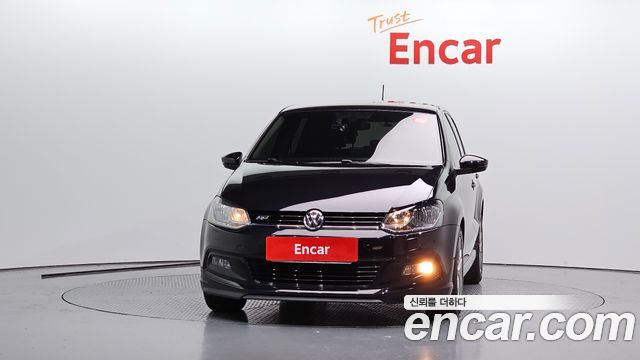 Volkswagen Polo 1.4 TDI R-Line 5th 2016 — фото 3