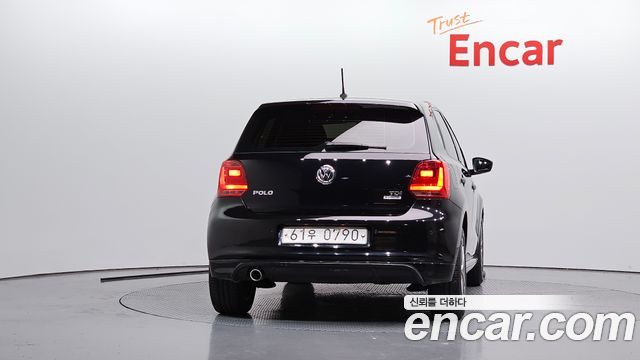 Volkswagen Polo 1.4 TDI R-Line 5th 2016 — фото 4