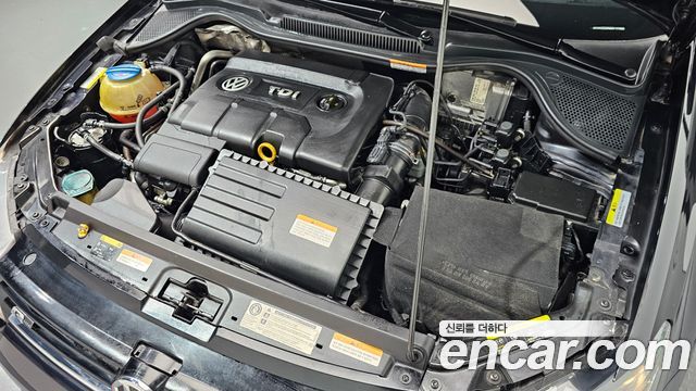 Volkswagen Polo 1.4 TDI R-Line 5th 2016 — фото 6