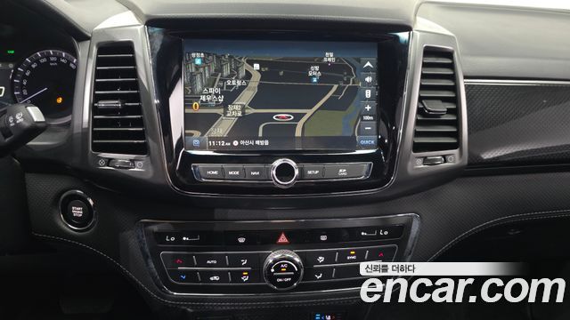 KG Mobility (SsangYong) Rexton Sports Khan Diesel 2.2 4WD Prestige 2021 — фото 13