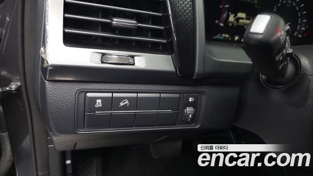 KG Mobility (SsangYong) Rexton Sports Khan Diesel 2.2 4WD Prestige 2021 — фото 18