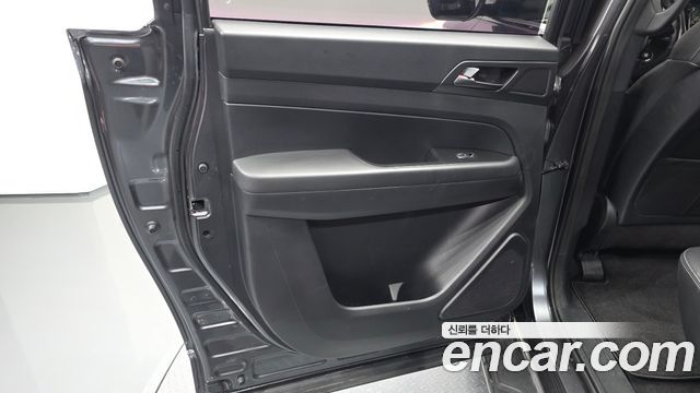 KG Mobility (SsangYong) Rexton Sports Khan Diesel 2.2 4WD Prestige 2021 — фото 25