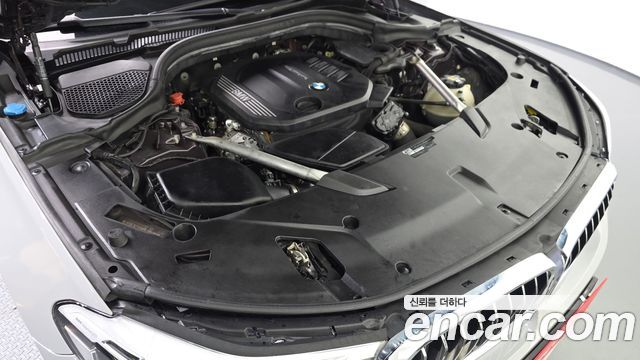 BMW 6 Series GT (G32) 620d Luxury 2019 — фото 6