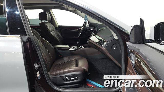 BMW 6 Series GT (G32) 620d Luxury 2019 — фото 11