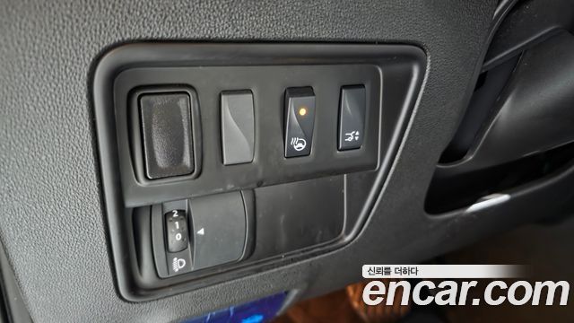 Renault Korea QM6 2.0 GDe RE Signature 2WD 2020 — фото 29