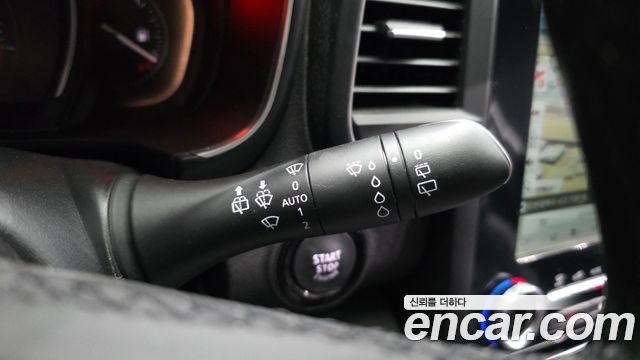 Renault Korea QM6 2.0 GDe RE Signature 2WD 2020 — фото 32