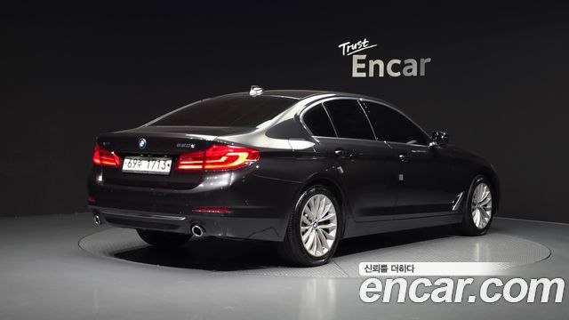 BMW 5 Series (G30) 520d xDrive Luxury Plus 2019 — фото 2