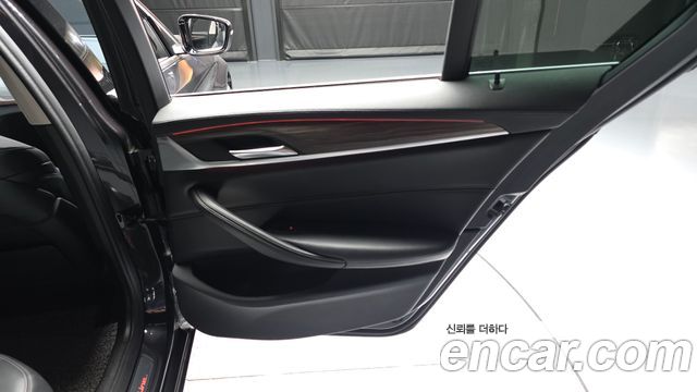 BMW 5 Series (G30) 520d xDrive Luxury Plus 2019 — фото 25