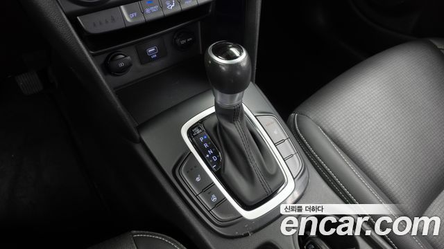 Hyundai Kona Hybrid Modern Special 2020 — фото 9