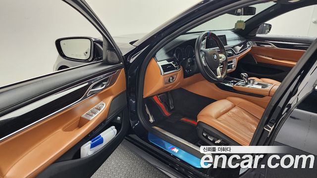 BMW 7 Series (G11) 740Li xDrive M Sport Package 2019 — фото 10