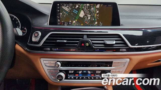 BMW 7 Series (G11) 740Li xDrive M Sport Package 2019 — фото 12