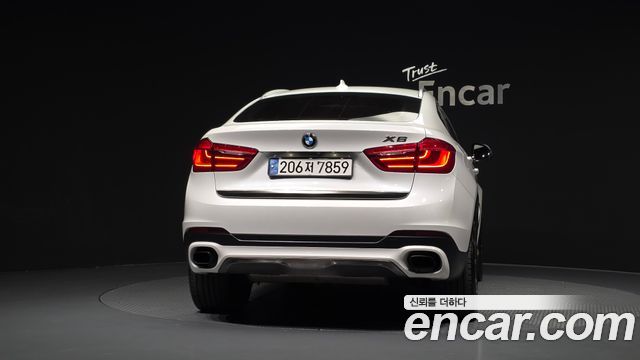 BMW X6 (F16) xDrive 40d 2016 — фото 4