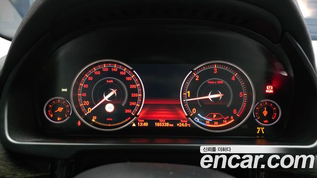 BMW X6 (F16) xDrive 40d 2016 — фото 8