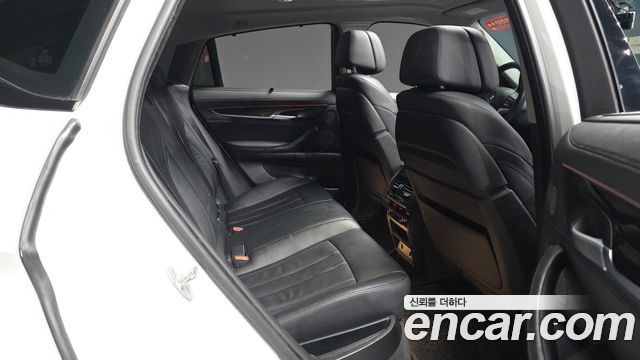 BMW X6 (F16) xDrive 40d 2016 — фото 12