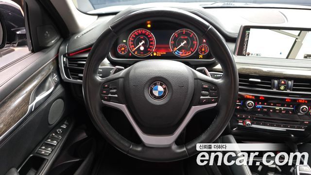 BMW X6 (F16) xDrive 40d 2016 — фото 13