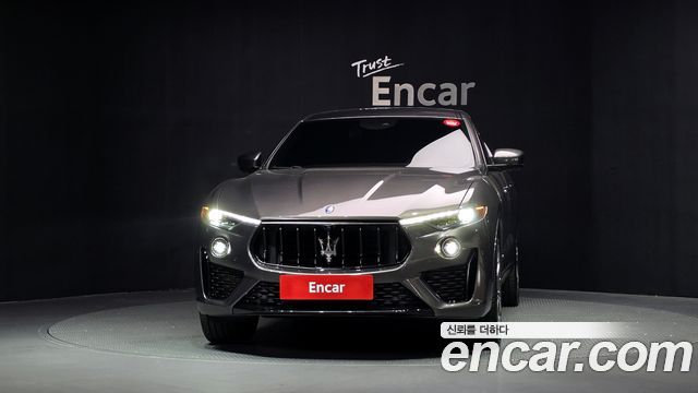 Maserati Levante 3.0 AWD GranSport 2021 — фото 3