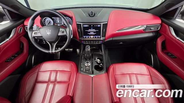 Maserati Levante 3.0 AWD GranSport 2021 — фото 7