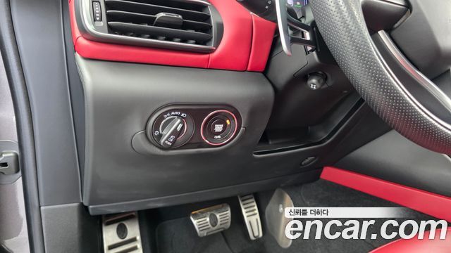 Maserati Levante 3.0 AWD GranSport 2021 — фото 16
