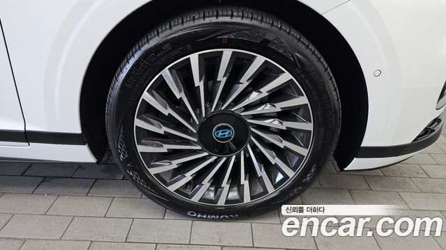 Hyundai Grandeur Hybrid (GN7) Calligraphy 2025 — фото 21