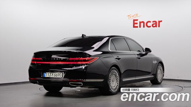 Genesis G90 3.3 T AWD Premium 2021 — фото 2