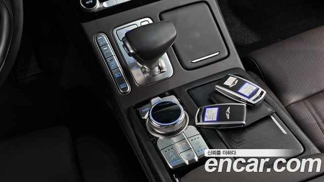 Genesis G90 3.3 T AWD Premium 2021 — фото 9