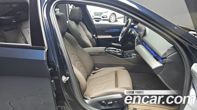 BMW 5 Series (G60) 520i M Sport 2026 — фото 10