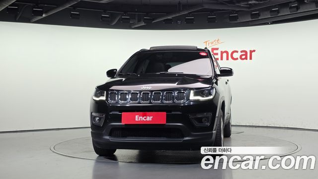 Jeep Compass (II) 2.4 Longitude AWD 2019 — фото 3