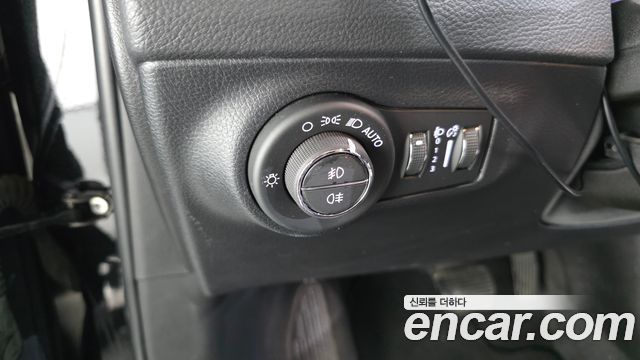Jeep Compass (II) 2.4 Longitude AWD 2019 — фото 18