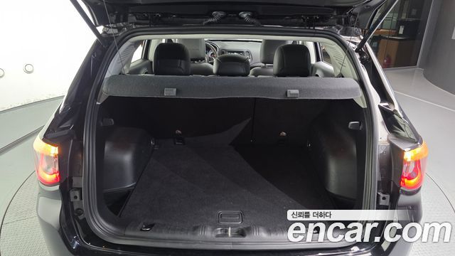 Jeep Compass (II) 2.4 Longitude AWD 2019 — фото 20