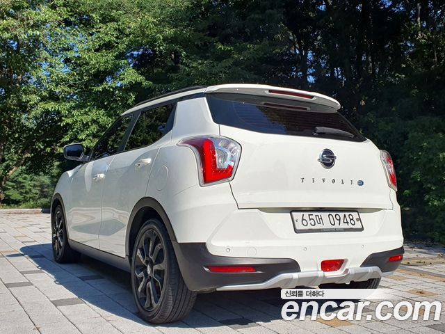 KG Mobility (SsangYong) Tivoli Diesel LX 4WD 2016 — фото 2