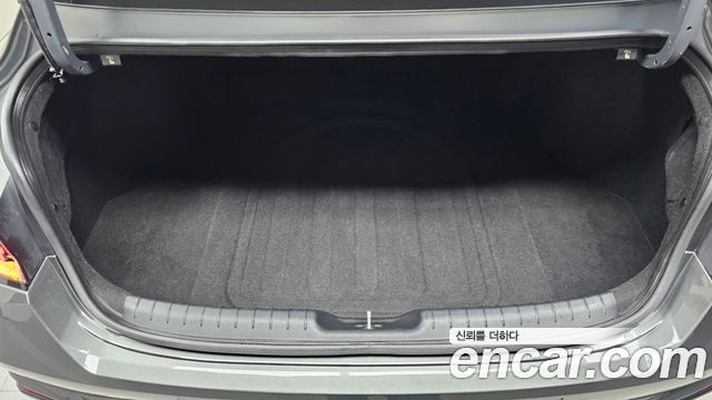 Hyundai Avante Hybrid (CN7) Inspiration 2021 — фото 20