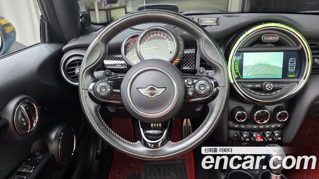 MINI Cooper S Convertible Standard 3rd 2016 — фото 16