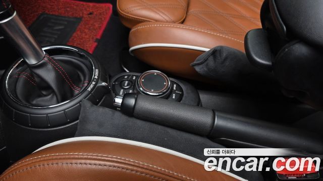 MINI Cooper S Convertible Standard 3rd 2016 — фото 24