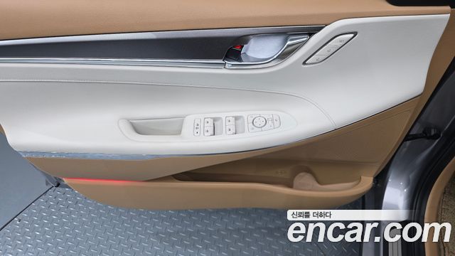 Hyundai Grandeur (IG) 3.0 LPi Exclusive 2020 — фото 25