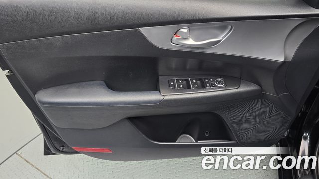 Kia K3 (II) 1.6 Trendy 2023 — фото 24