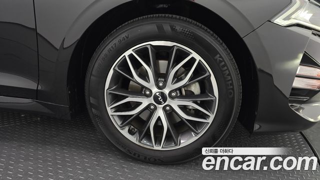 Kia K5 (III) 2.0 Noblesse 2023 — фото 21