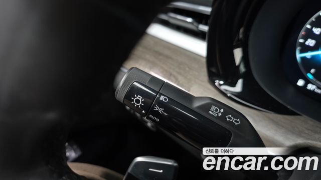 Kia K5 (III) 2.0 Noblesse 2023 — фото 28