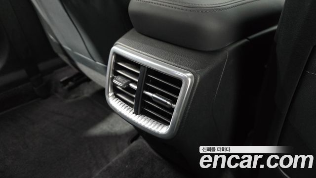Kia K5 (III) 2.0 Noblesse 2023 — фото 29