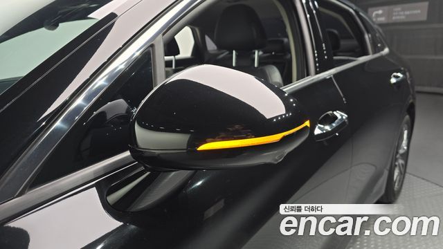 Kia K5 (III) 2.0 Noblesse 2023 — фото 30