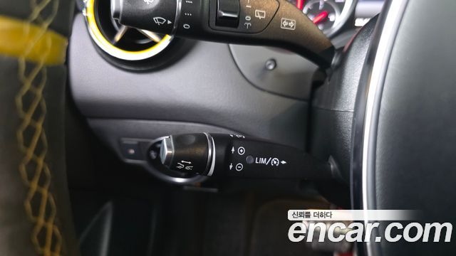 Mercedes-Benz GLA-Class (X156) GLA45 AMG 4MATIC 50th Edition 2018 — фото 18