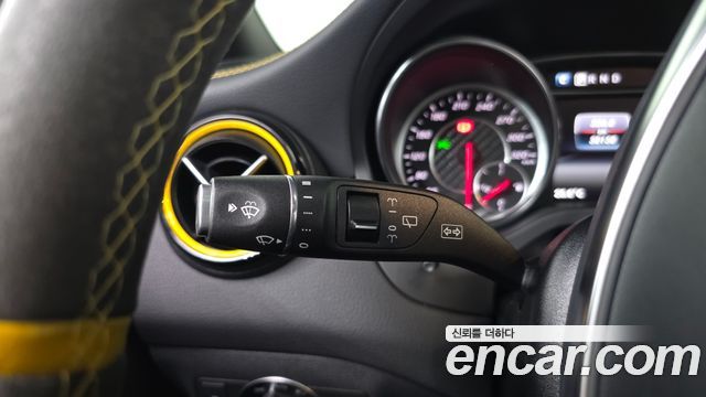 Mercedes-Benz GLA-Class (X156) GLA45 AMG 4MATIC 50th Edition 2018 — фото 30